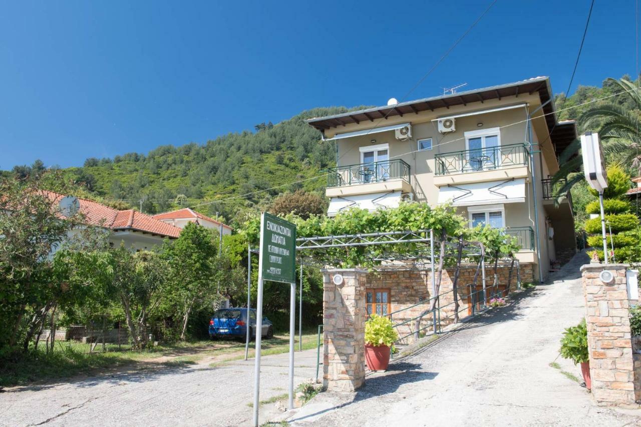 Dimitreli Eleni Studios Koinyra Exteriör bild